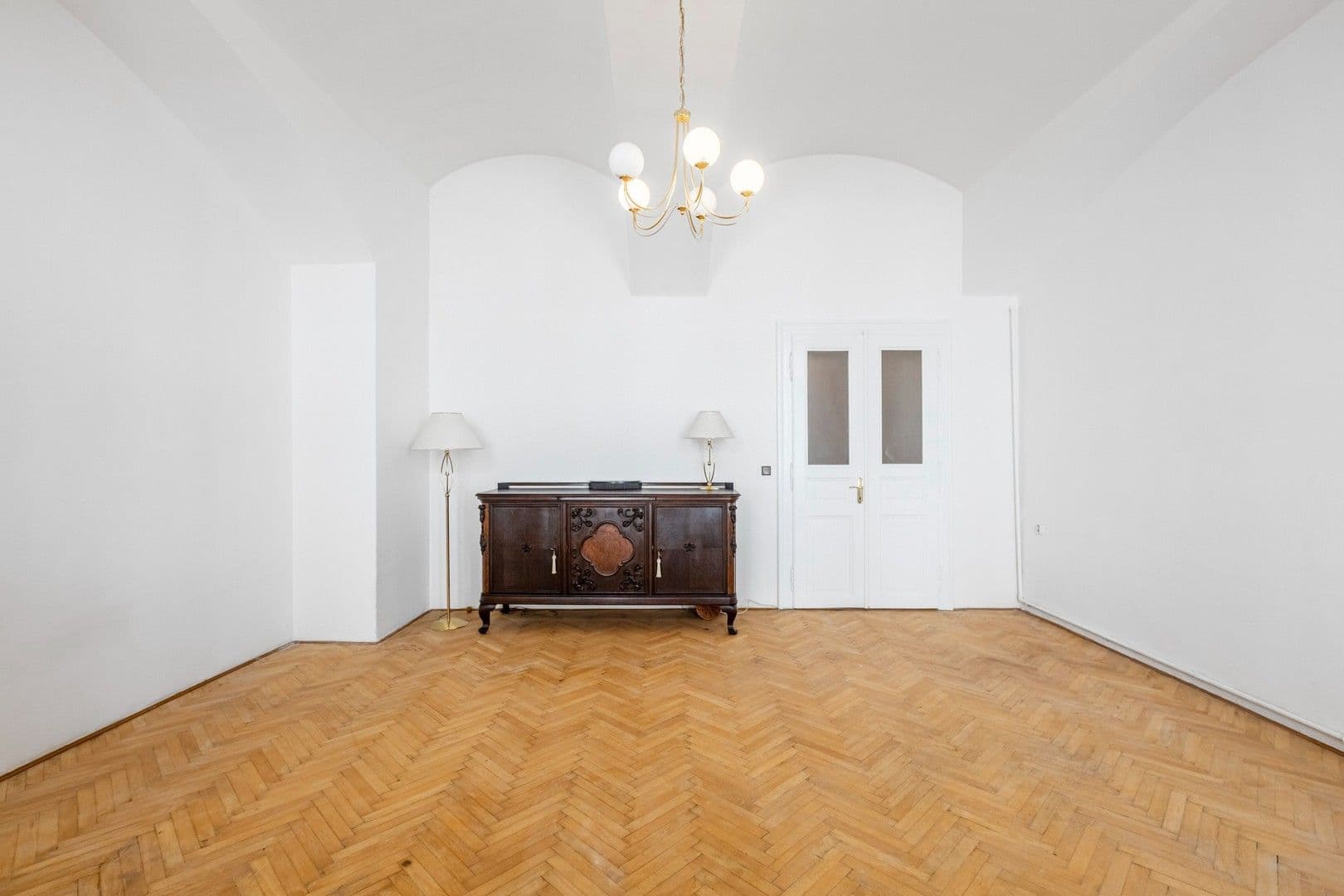 Pronájem bytu 1+1 49 m², Hradební, Praha, Praha Pronájem bytu 1+1 49 m², Hradební, Praha, Praha