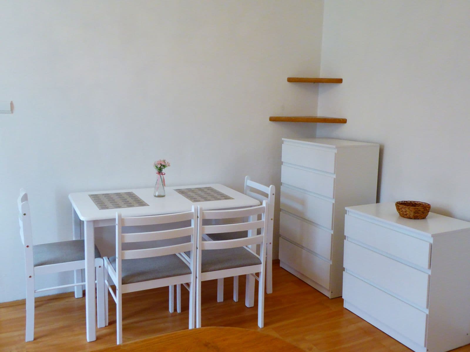 Pronájem bytu 2+kk 49 m², Biskupcova, Praha, Praha Pronájem bytu 2+kk 49 m², Biskupcova, Praha, Praha