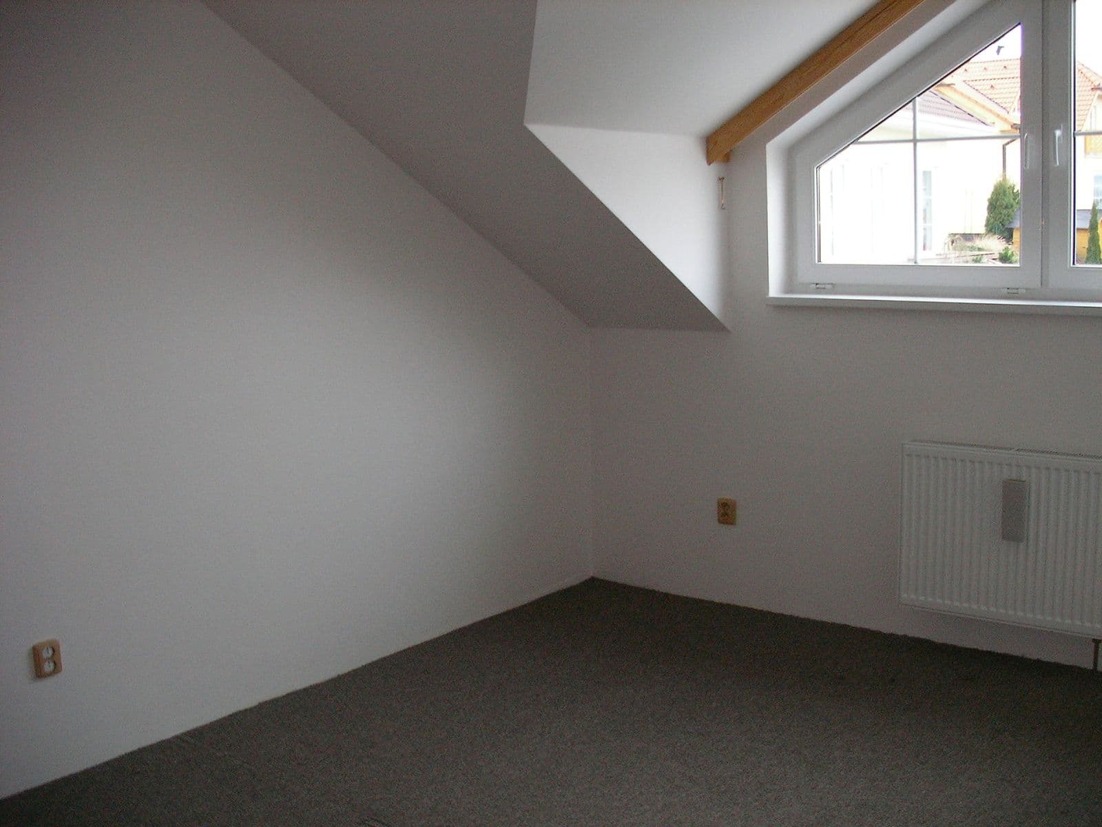 Pronájem domu 130 m², pozemek 400 m², Velemínská, Praha, Praha Pronájem domu 130 m², pozemek 400 m², Velemínská, Praha, Praha