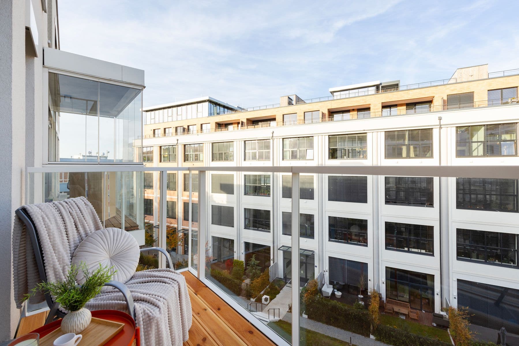 Prodej bytu 1+kk 33 m², Naskové, Praha, Praha Prodej bytu 1+kk 33 m², Naskové, Praha, Praha