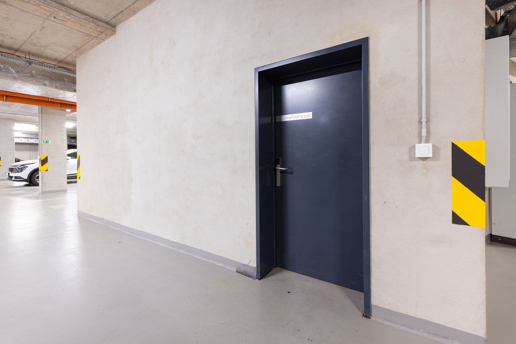 Prodej bytu 1+kk 33 m², Naskové, Praha, Praha Prodej bytu 1+kk 33 m², Naskové, Praha, Praha