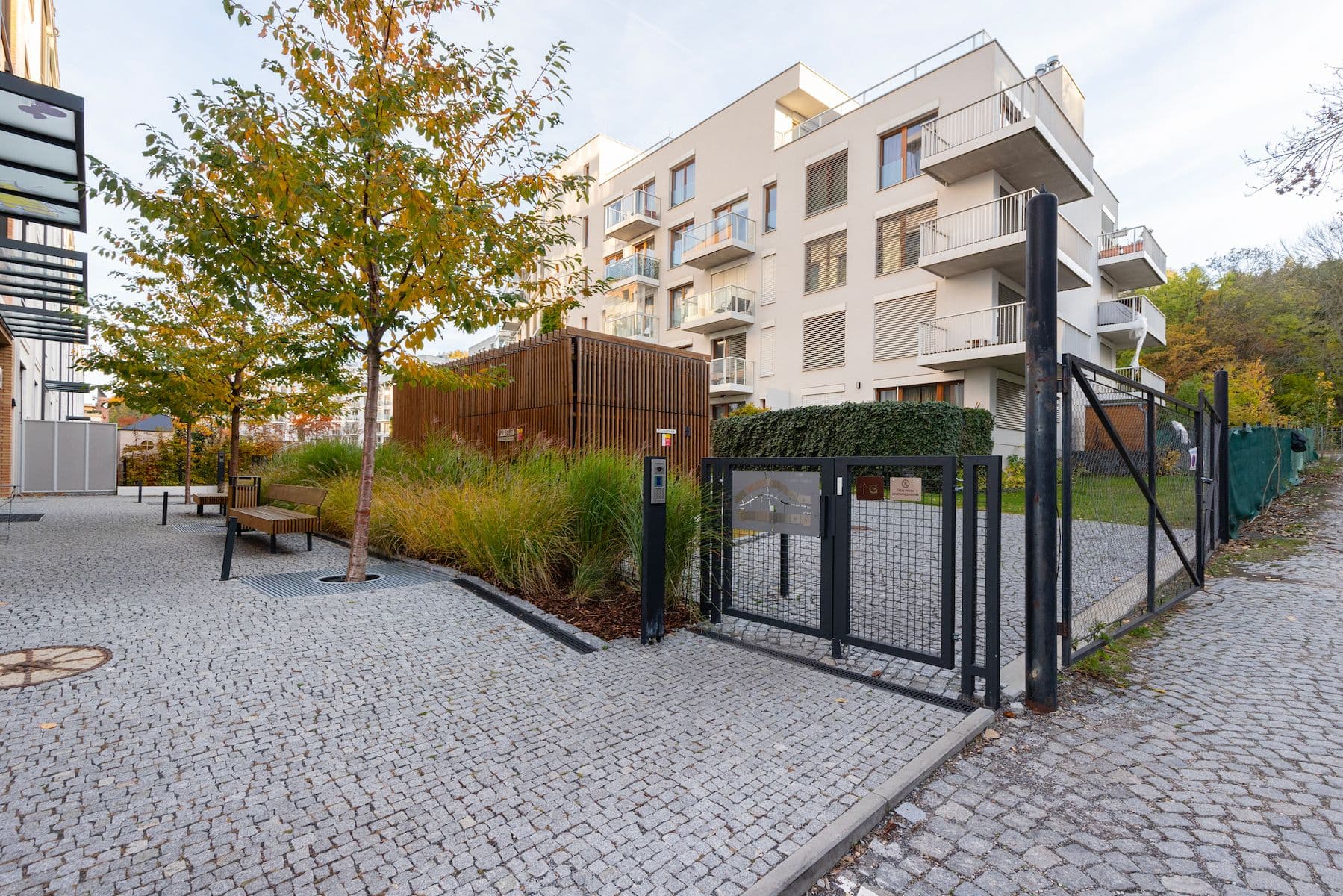 Prodej bytu 1+kk 33 m², Naskové, Praha, Praha Prodej bytu 1+kk 33 m², Naskové, Praha, Praha