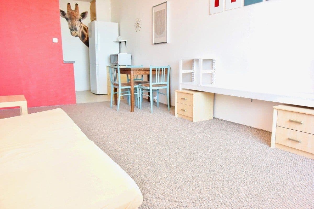 Pronájem bytu 2+kk 43 m², Milánská, Praha, Praha Pronájem bytu 2+kk 43 m², Milánská, Praha, Praha