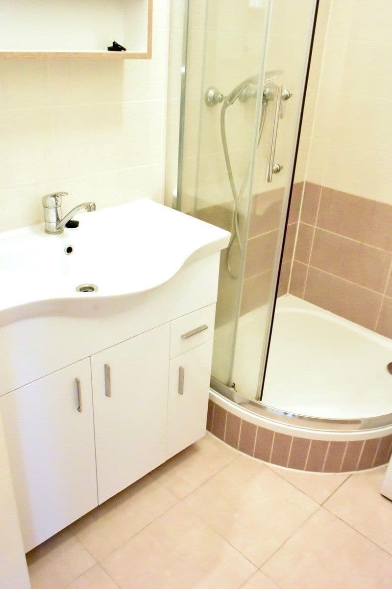 Pronájem bytu 2+kk 43 m², Milánská, Praha, Praha Pronájem bytu 2+kk 43 m², Milánská, Praha, Praha