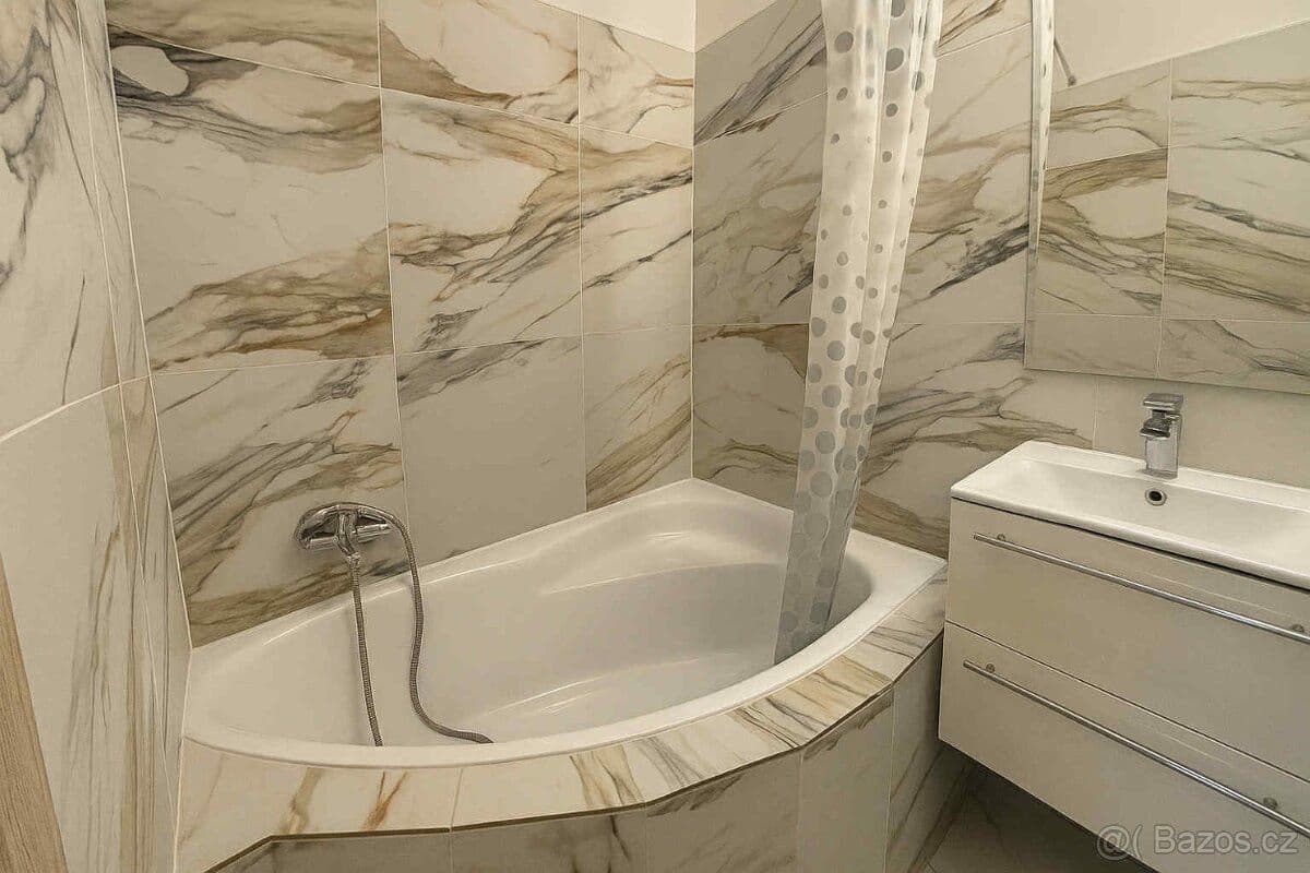 Prodej bytu 2+1 51 m², Sokolská, Doksy, Liberecký kraj Prodej bytu 2+1 51 m², Sokolská, Doksy, Liberecký kraj