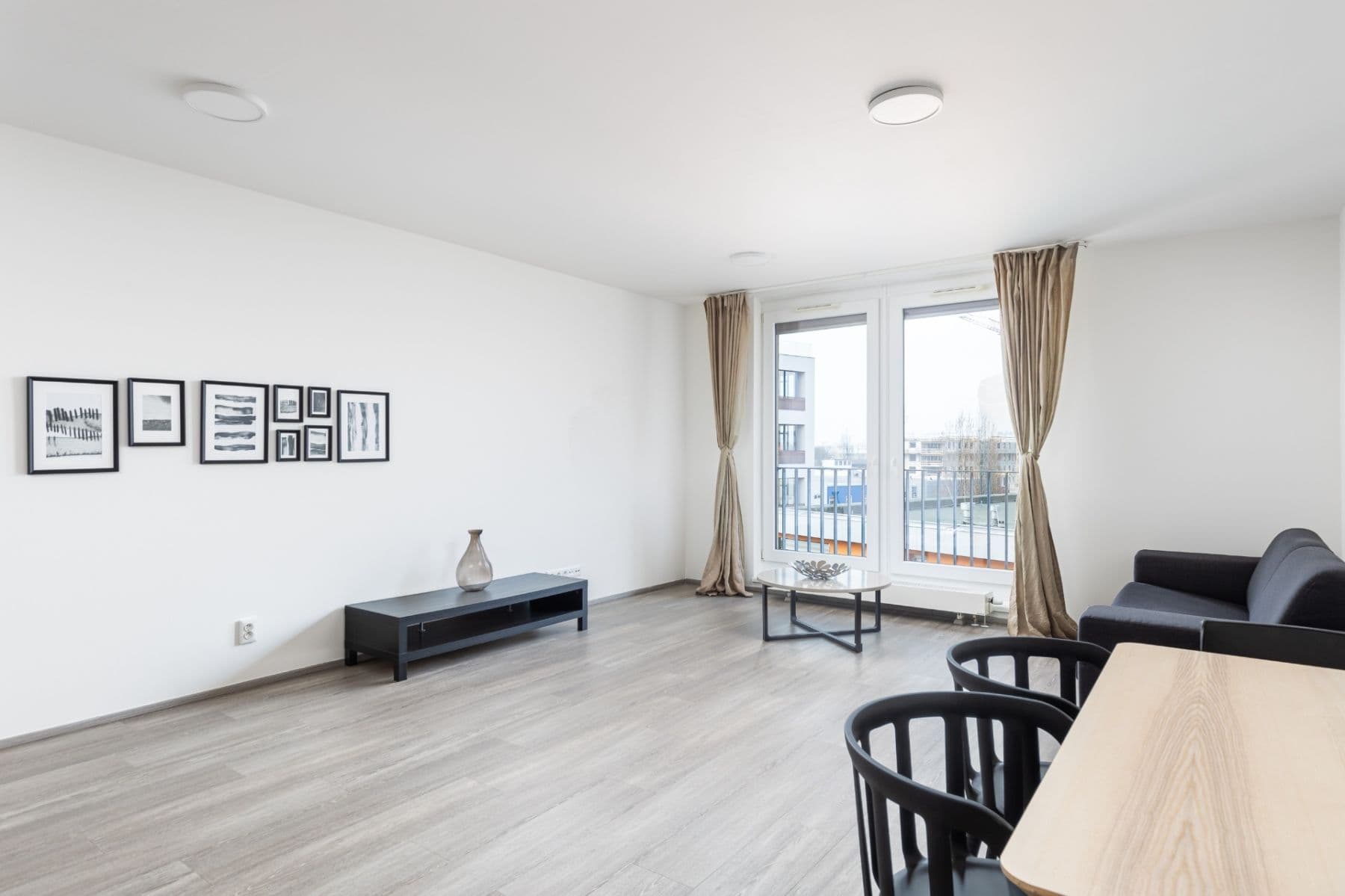 Pronájem bytu 1+kk 48 m², Olgy Havlové, Praha, Praha Pronájem bytu 1+kk 48 m², Olgy Havlové, Praha, Praha