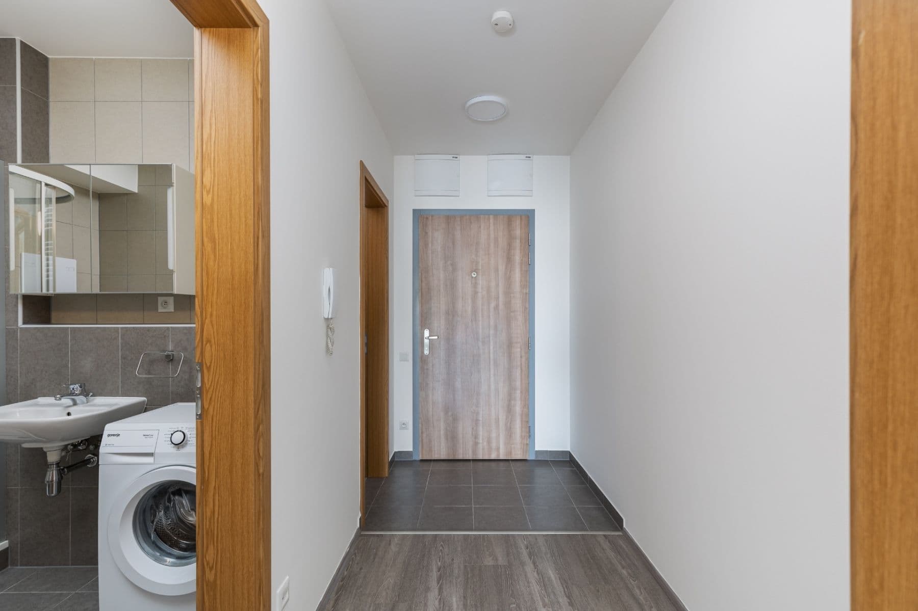 Pronájem bytu 1+kk 48 m², Olgy Havlové, Praha, Praha Pronájem bytu 1+kk 48 m², Olgy Havlové, Praha, Praha