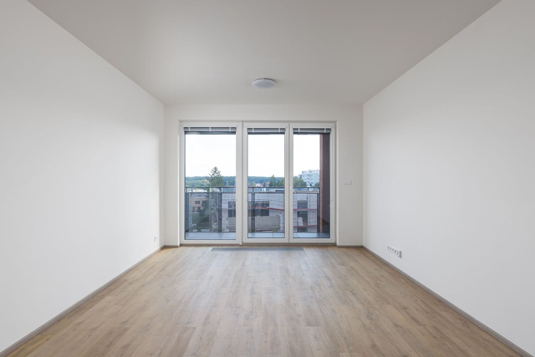 Pronájem bytu 1+kk 33 m², Výstavní, Praha, Praha Pronájem bytu 1+kk 33 m², Výstavní, Praha, Praha