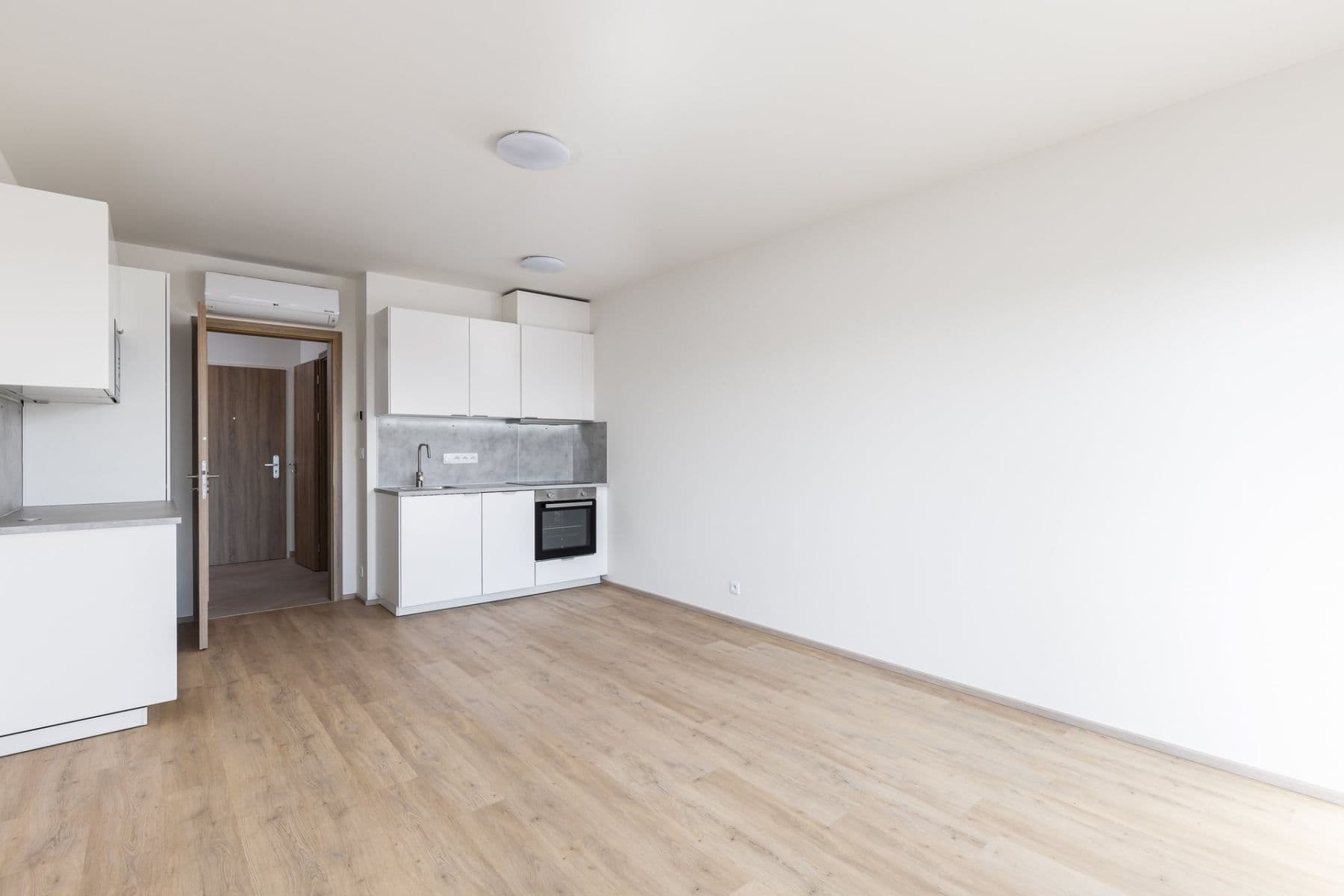 Pronájem bytu 1+kk 33 m², Výstavní, Praha, Praha Pronájem bytu 1+kk 33 m², Výstavní, Praha, Praha