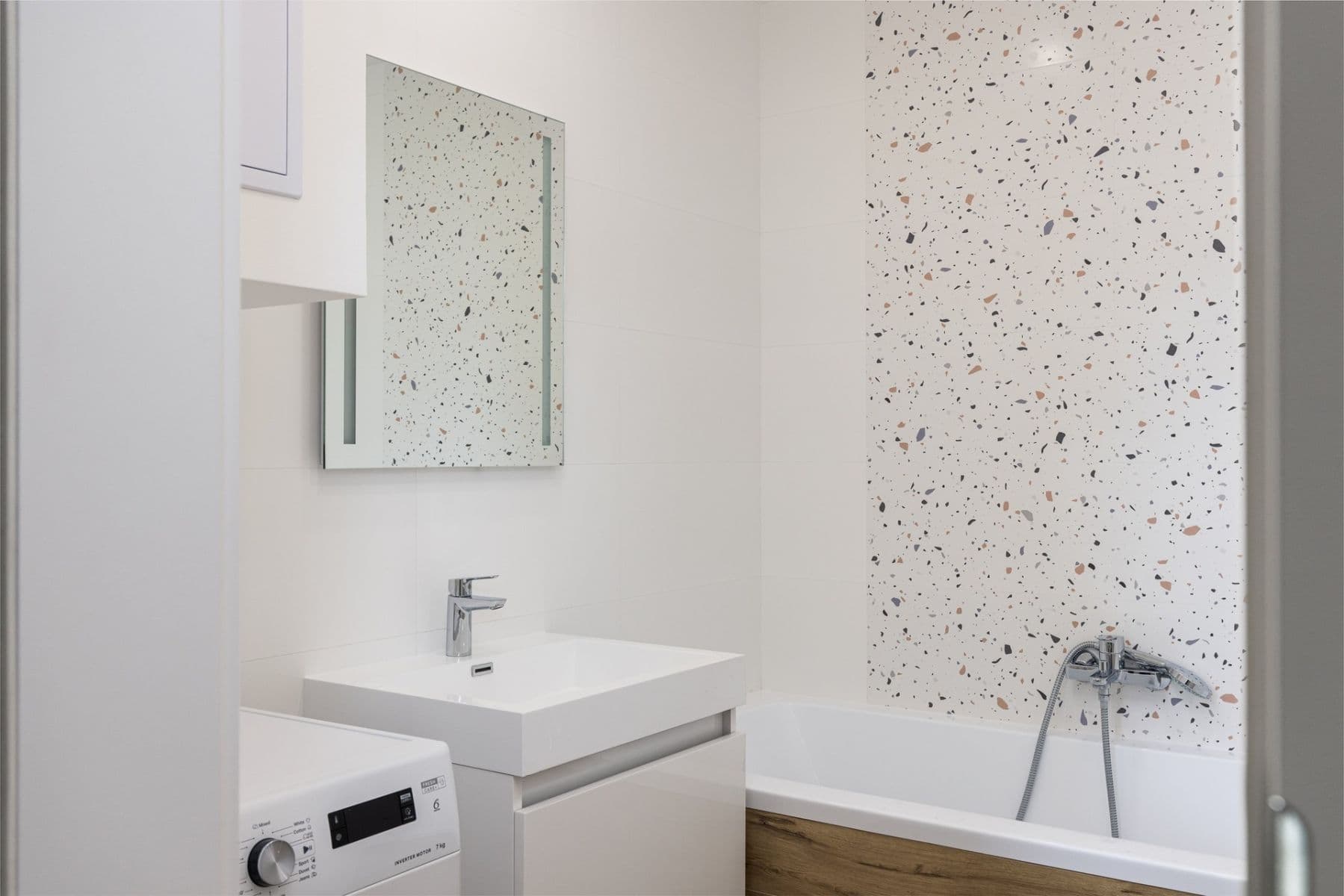 Pronájem bytu 2+kk 51 m², 5. května, Praha, Praha Pronájem bytu 2+kk 51 m², 5. května, Praha, Praha