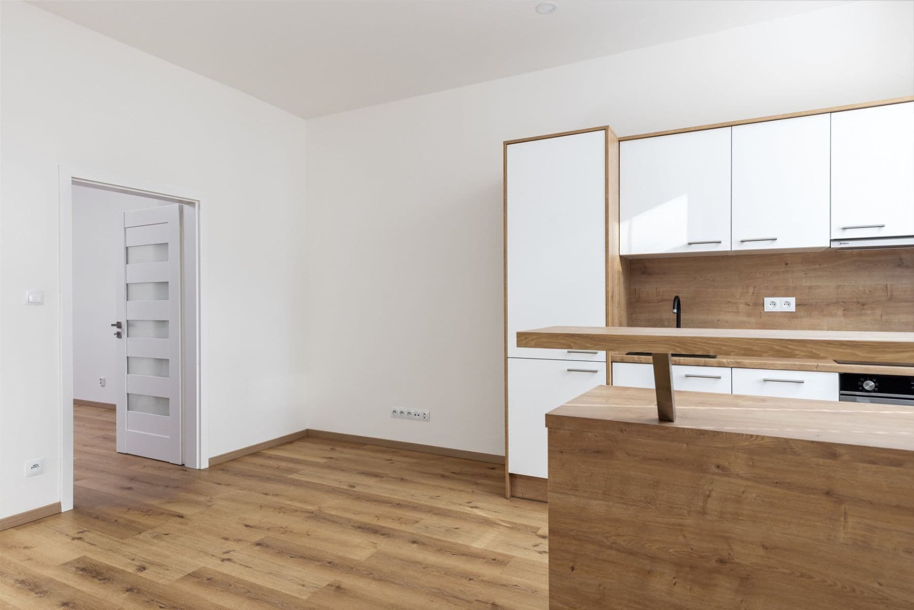 Pronájem bytu 2+kk 51 m², 5. května, Praha, Praha Pronájem bytu 2+kk 51 m², 5. května, Praha, Praha