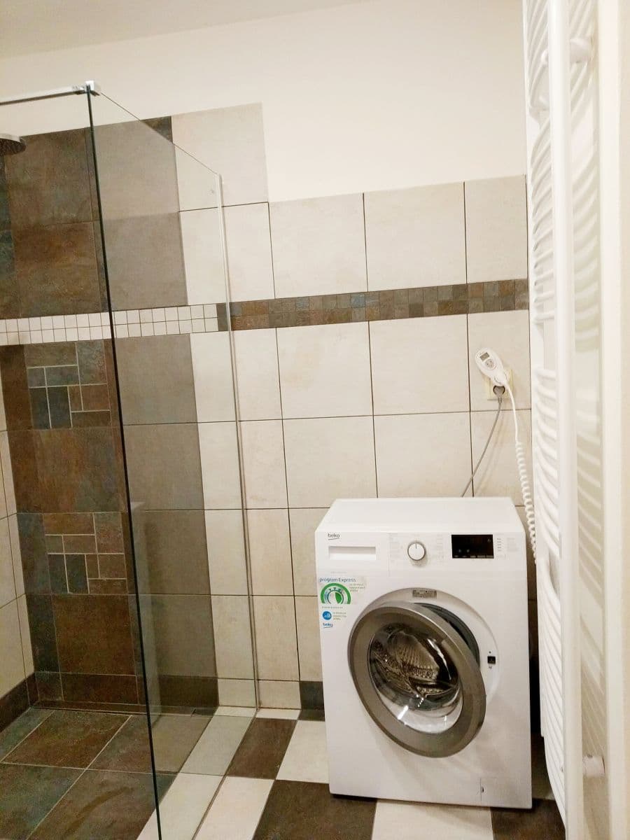 Pronájem bytu 2+kk 60 m², Hošťálkova, Praha, Praha Pronájem bytu 2+kk 60 m², Hošťálkova, Praha, Praha