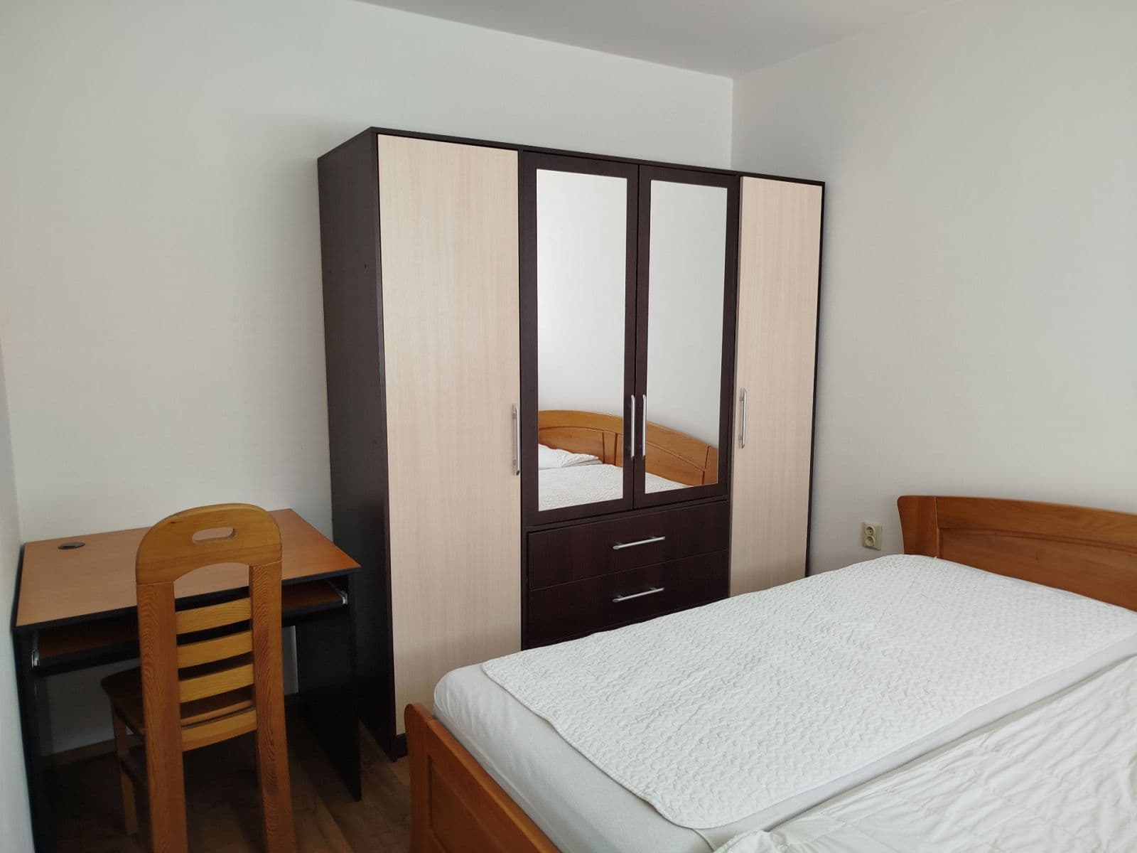 Pronájem bytu 2+kk 60 m², Hošťálkova, Praha, Praha Pronájem bytu 2+kk 60 m², Hošťálkova, Praha, Praha