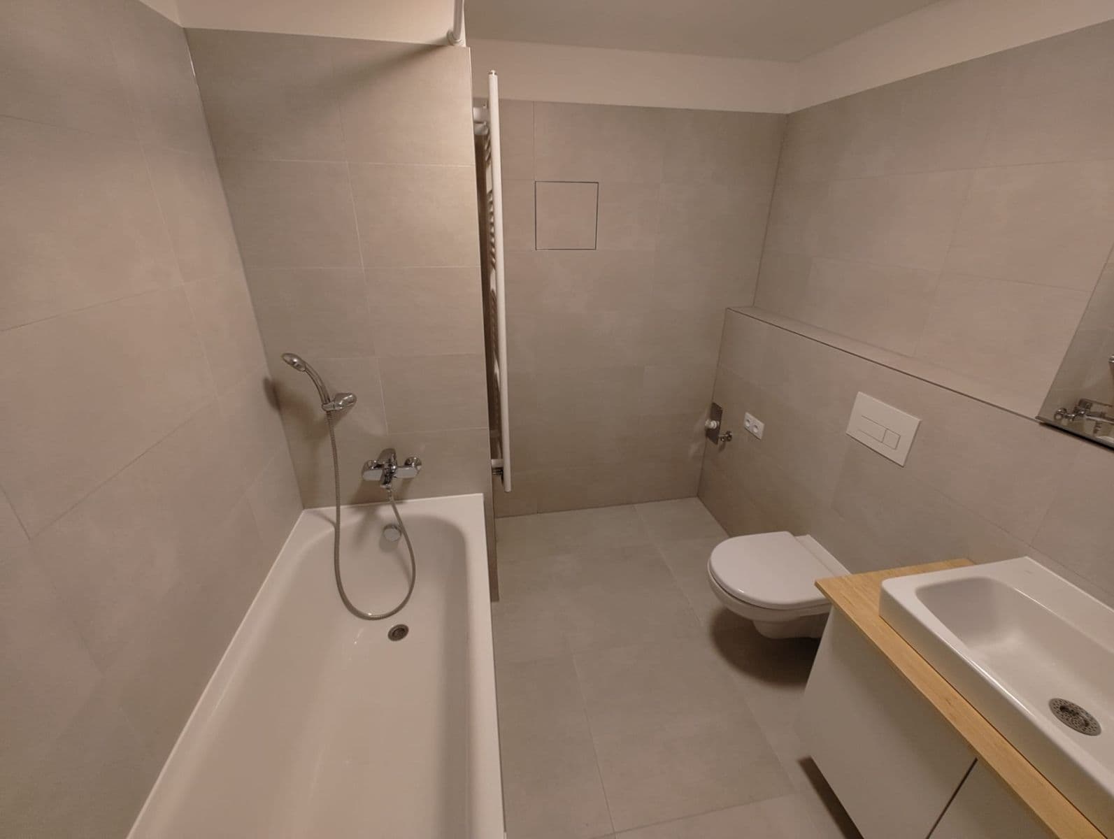 Pronájem bytu 2+kk 49 m², Bohumila Landy, Kladno, Středočeský kraj Pronájem bytu 2+kk 49 m², Bohumila Landy, Kladno, Středočeský kraj