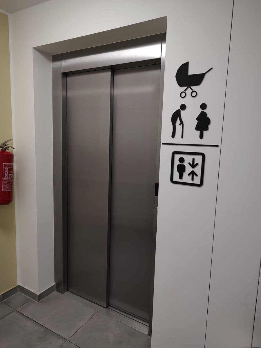 Pronájem bytu 2+kk 49 m², Bohumila Landy, Kladno, Středočeský kraj Pronájem bytu 2+kk 49 m², Bohumila Landy, Kladno, Středočeský kraj