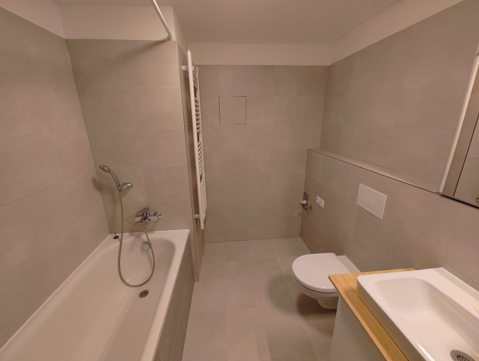 Pronájem bytu 2+kk 49 m², Bohumila Landy, Kladno, Středočeský kraj Pronájem bytu 2+kk 49 m², Bohumila Landy, Kladno, Středočeský kraj
