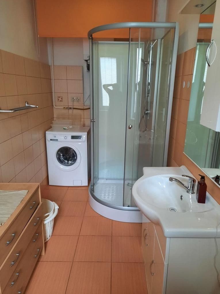 Pronájem bytu 3+1 72 m², V. P. Tótha, Martin, Žilinský kraj Pronájem bytu 3+1 72 m², V. P. Tótha, Martin, Žilinský kraj