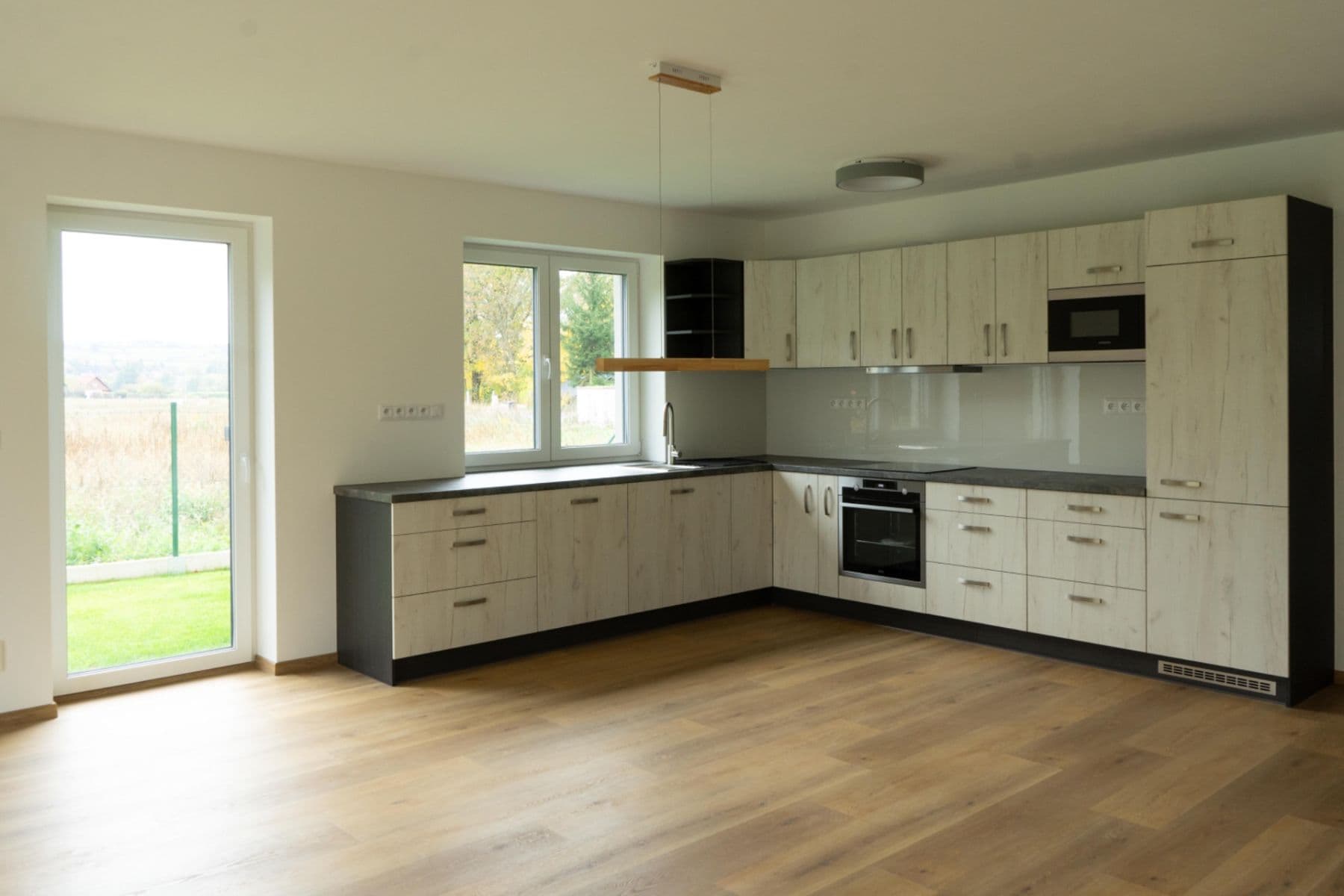 Pronájem domu 143 m², pozemek 539 m², Sázavská, Nespeky, Středočeský kraj Pronájem domu 143 m², pozemek 539 m², Sázavská, Nespeky, Středočeský kraj