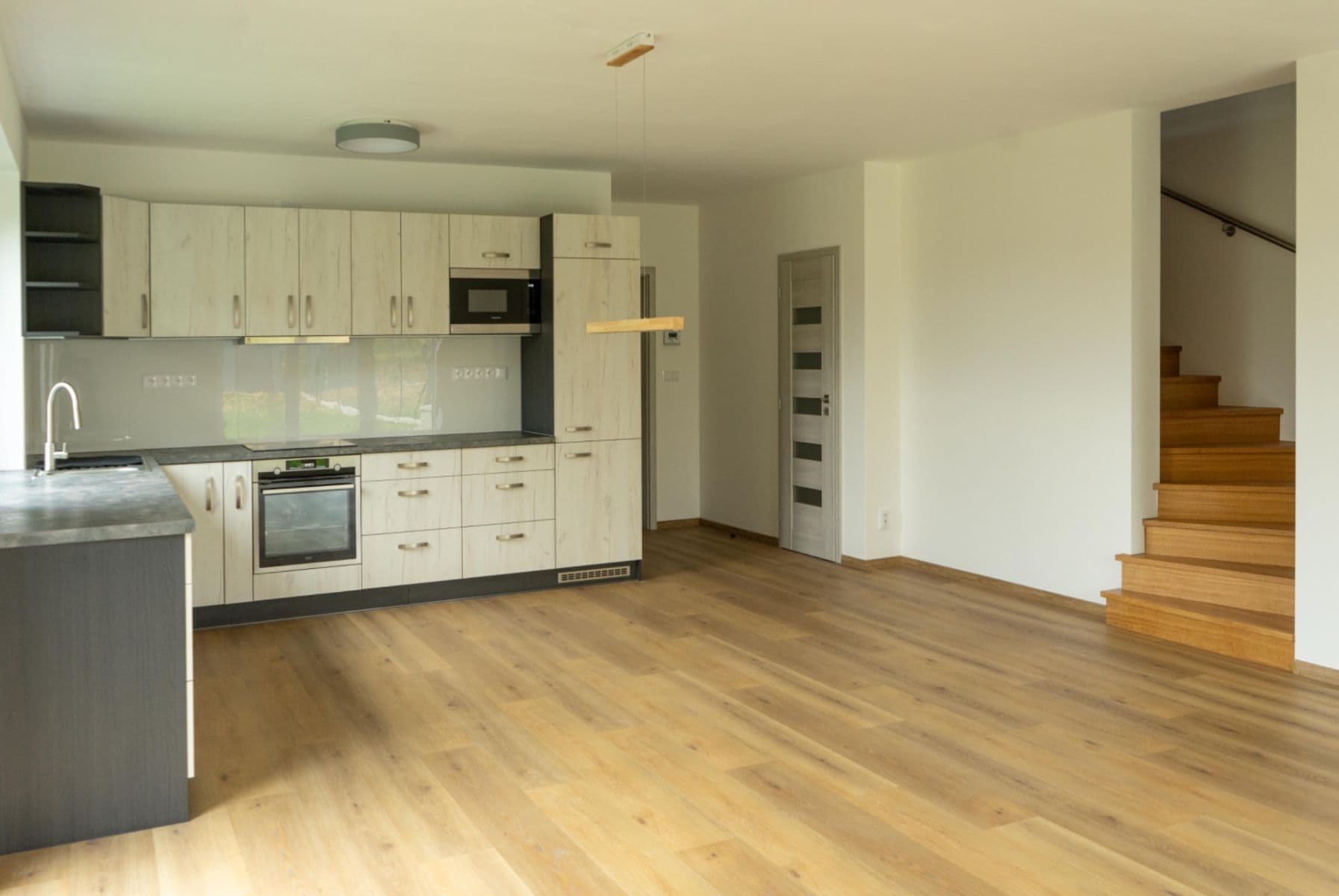 Pronájem domu 143 m², pozemek 539 m², Sázavská, Nespeky, Středočeský kraj Pronájem domu 143 m², pozemek 539 m², Sázavská, Nespeky, Středočeský kraj