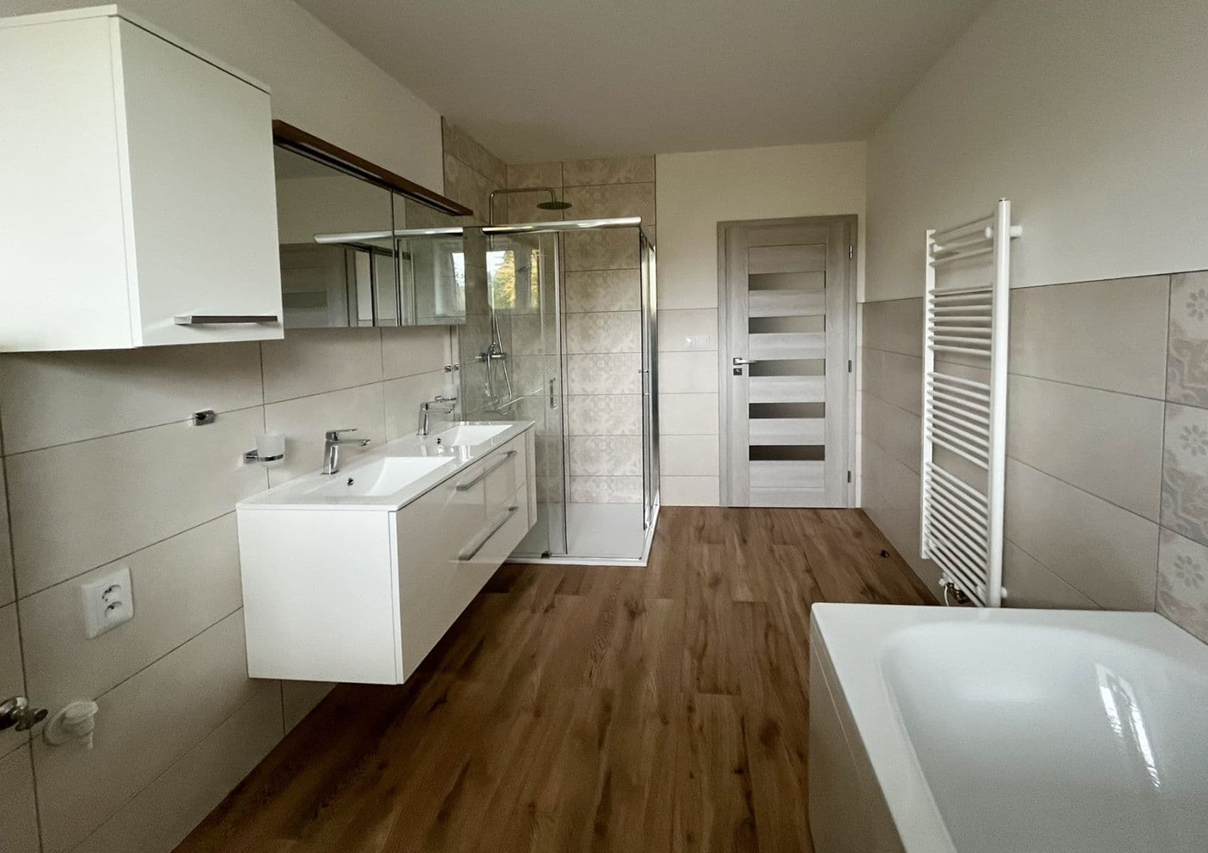 Pronájem domu 143 m², pozemek 539 m², Sázavská, Nespeky, Středočeský kraj Pronájem domu 143 m², pozemek 539 m², Sázavská, Nespeky, Středočeský kraj