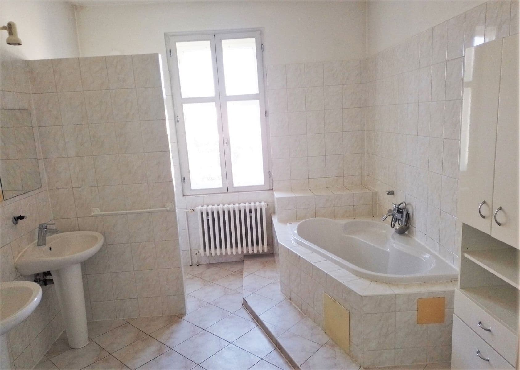 Prodej domu 161 m², pozemek 158 m², U Červeného kostela, Teplice, Ústecký kraj Prodej domu 161 m², pozemek 158 m², U Červeného kostela, Teplice, Ústecký kraj