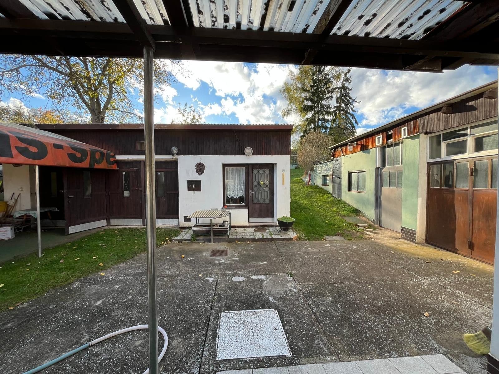 Prodej domu 130 m², pozemek 2.506 m², Oleksovice, Jihomoravský kraj Prodej domu 130 m², pozemek 2.506 m², Oleksovice, Jihomoravský kraj