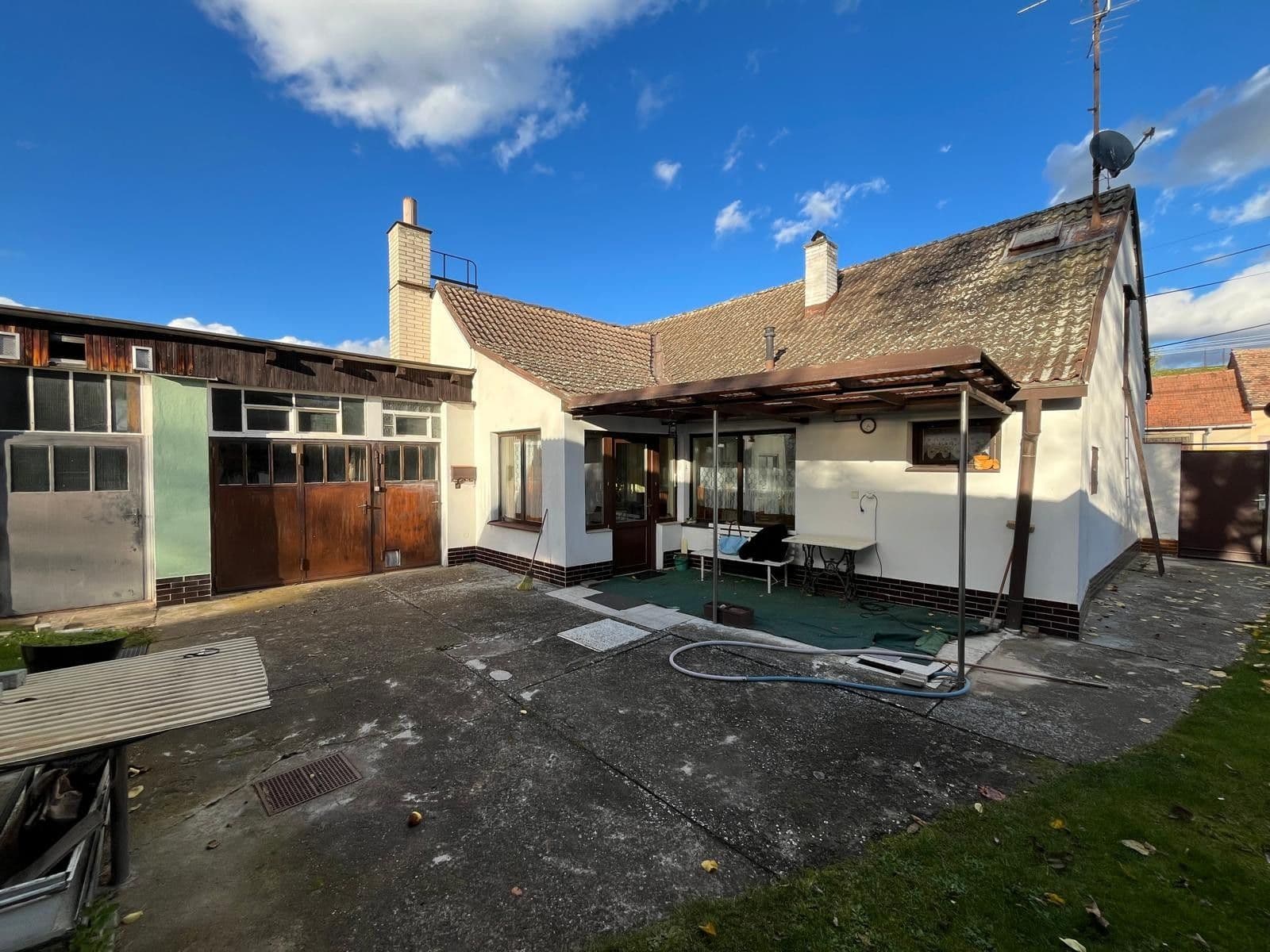 Prodej domu 130 m², pozemek 2.506 m², Oleksovice, Jihomoravský kraj Prodej domu 130 m², pozemek 2.506 m², Oleksovice, Jihomoravský kraj