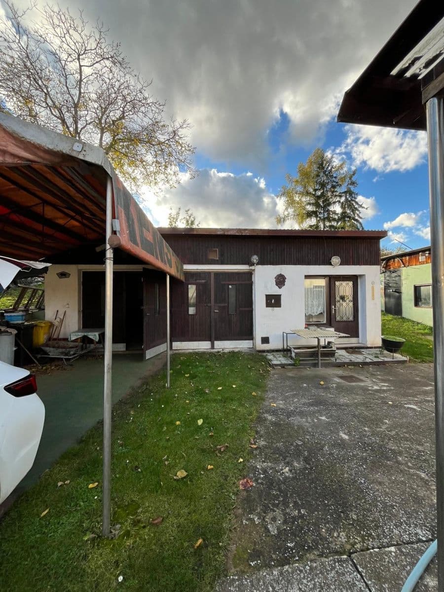 Prodej domu 130 m², pozemek 2.506 m², Oleksovice, Jihomoravský kraj Prodej domu 130 m², pozemek 2.506 m², Oleksovice, Jihomoravský kraj