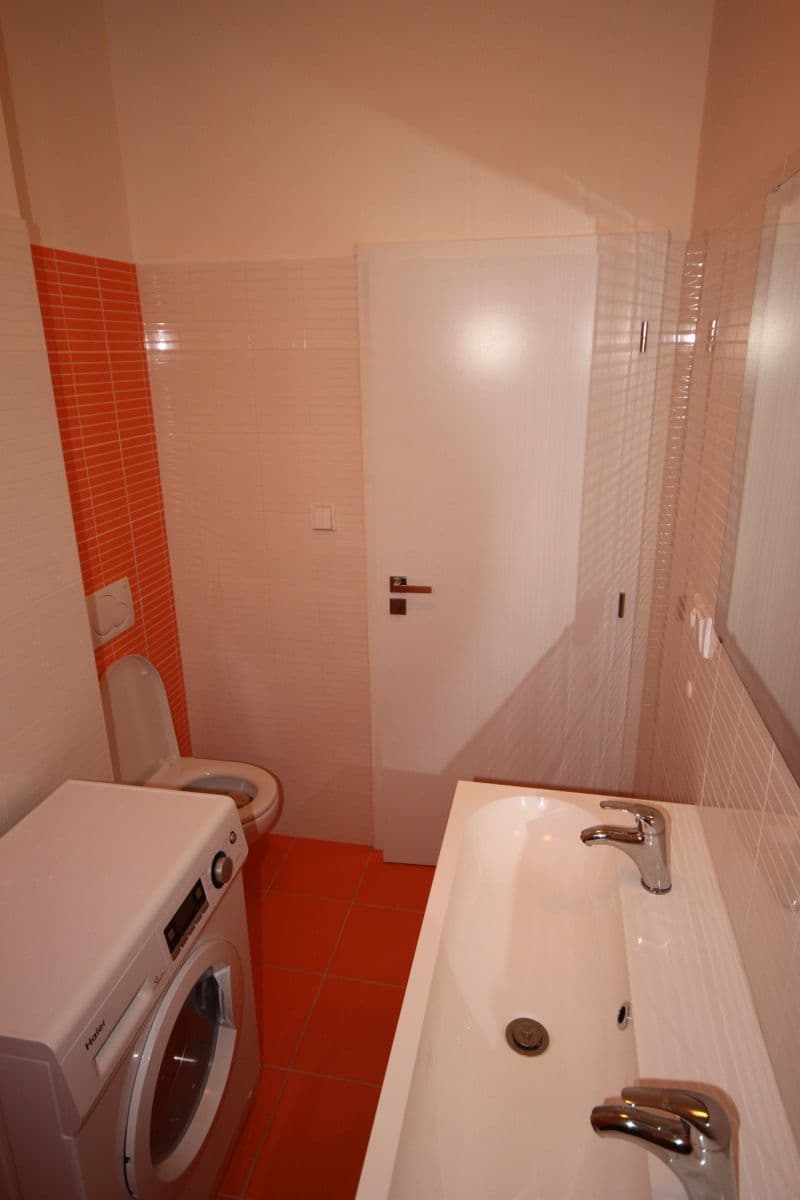 Pronájem bytu 2+kk 40 m², Na Maninách, Praha, Praha Pronájem bytu 2+kk 40 m², Na Maninách, Praha, Praha