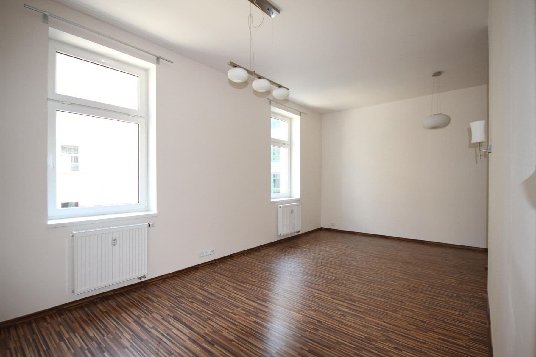 Pronájem bytu 2+kk 40 m², Na Maninách, Praha, Praha Pronájem bytu 2+kk 40 m², Na Maninách, Praha, Praha