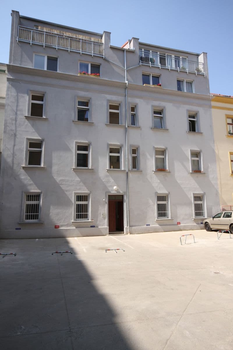 Pronájem bytu 2+kk 40 m², Na Maninách, Praha, Praha Pronájem bytu 2+kk 40 m², Na Maninách, Praha, Praha