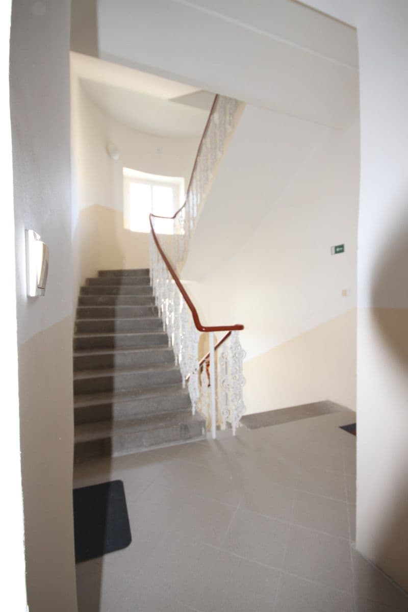 Pronájem bytu 2+kk 40 m², Na Maninách, Praha, Praha Pronájem bytu 2+kk 40 m², Na Maninách, Praha, Praha