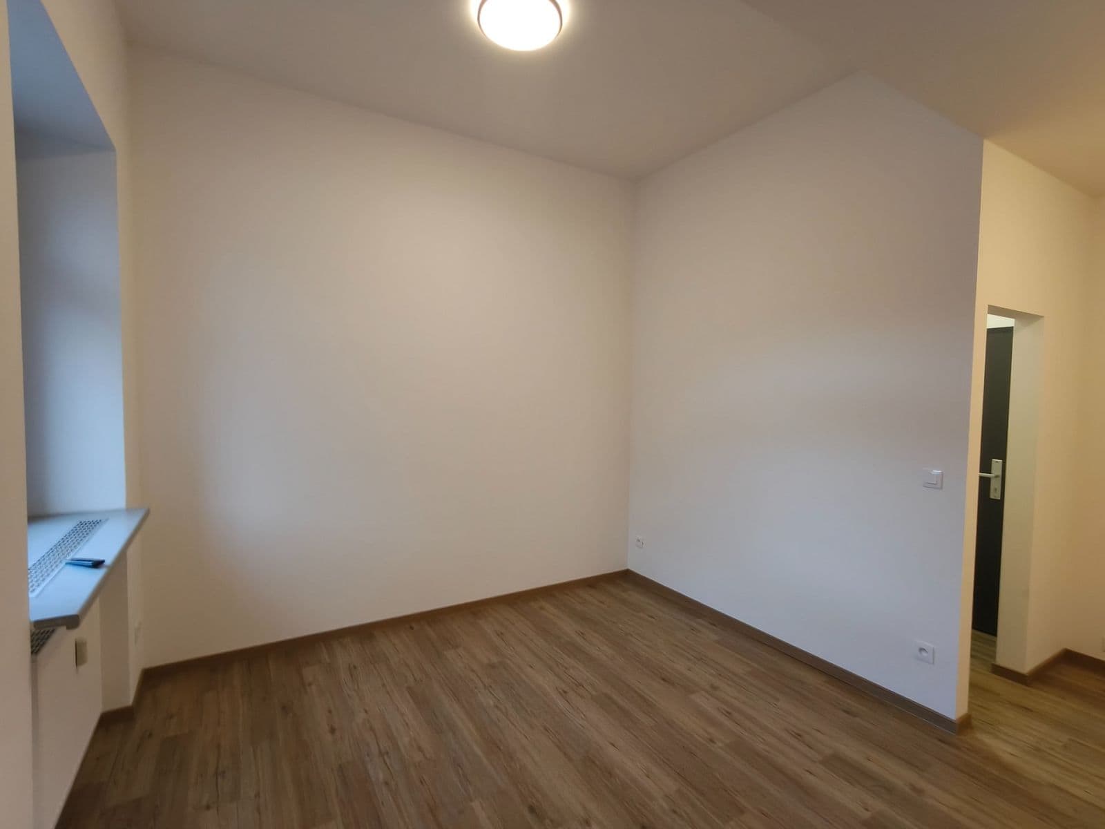 Pronájem bytu 1+kk 23 m², Vladislavova, Písek, Jihočeský kraj Pronájem bytu 1+kk 23 m², Vladislavova, Písek, Jihočeský kraj