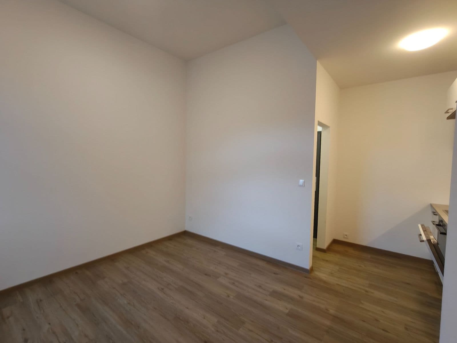 Pronájem bytu 1+kk 23 m², Vladislavova, Písek, Jihočeský kraj Pronájem bytu 1+kk 23 m², Vladislavova, Písek, Jihočeský kraj