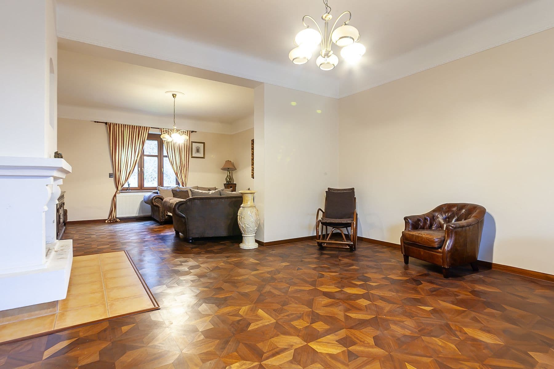 Prodej domu 200 m², pozemek 716 m², Letecká, Libčice nad Vltavou, Středočeský kraj Prodej domu 200 m², pozemek 716 m², Letecká, Libčice nad Vltavou, Středočeský kraj