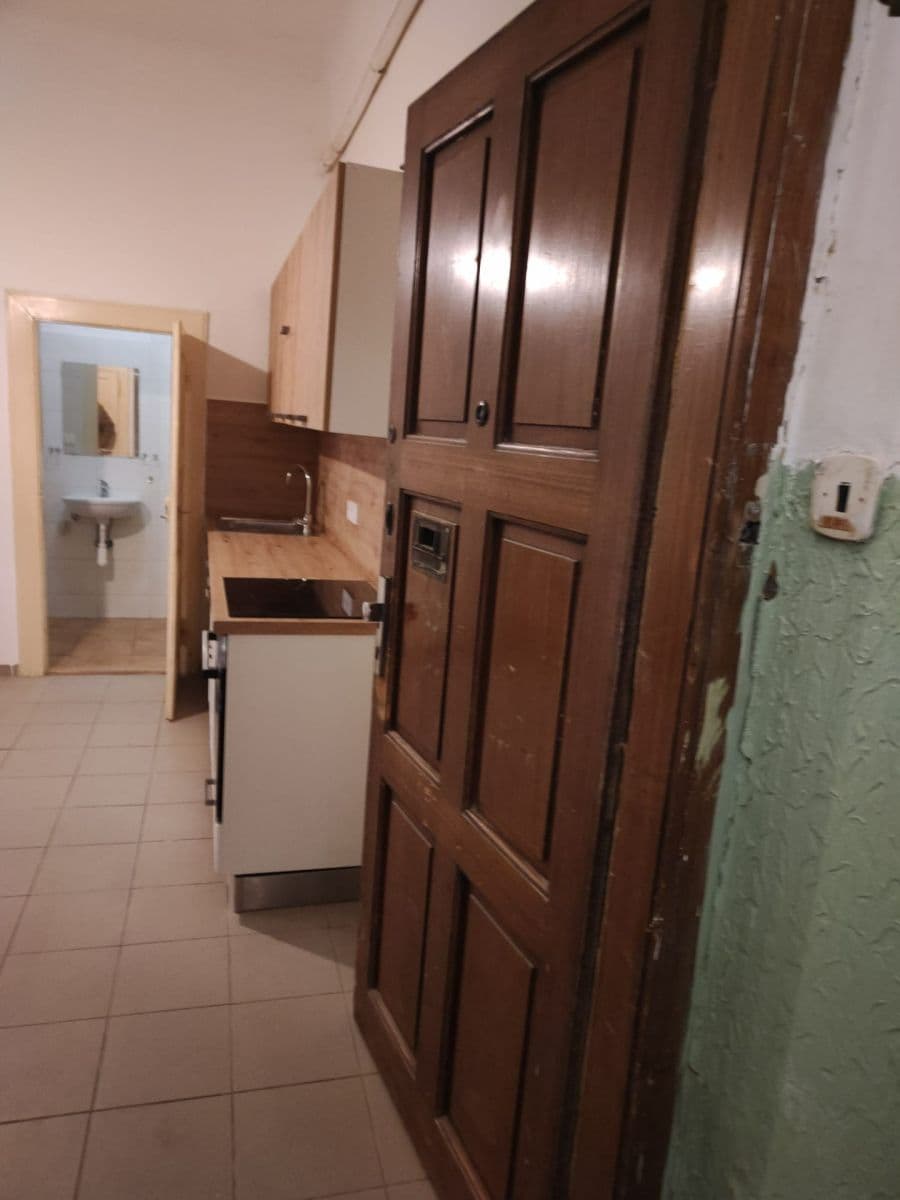 Pronájem bytu 2+1 45 m², Kodaňská, Praha, Praha Pronájem bytu 2+1 45 m², Kodaňská, Praha, Praha