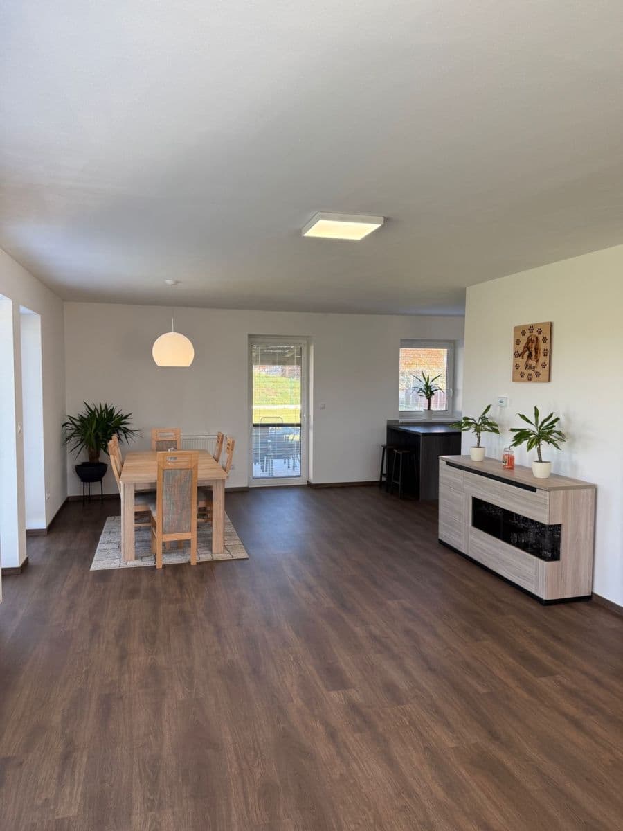 Prodej domu 142 m², pozemek 731 m², Vaňkovská, Stráž nad Nežárkou, Jihočeský kraj Prodej domu 142 m², pozemek 731 m², Vaňkovská, Stráž nad Nežárkou, Jihočeský kraj