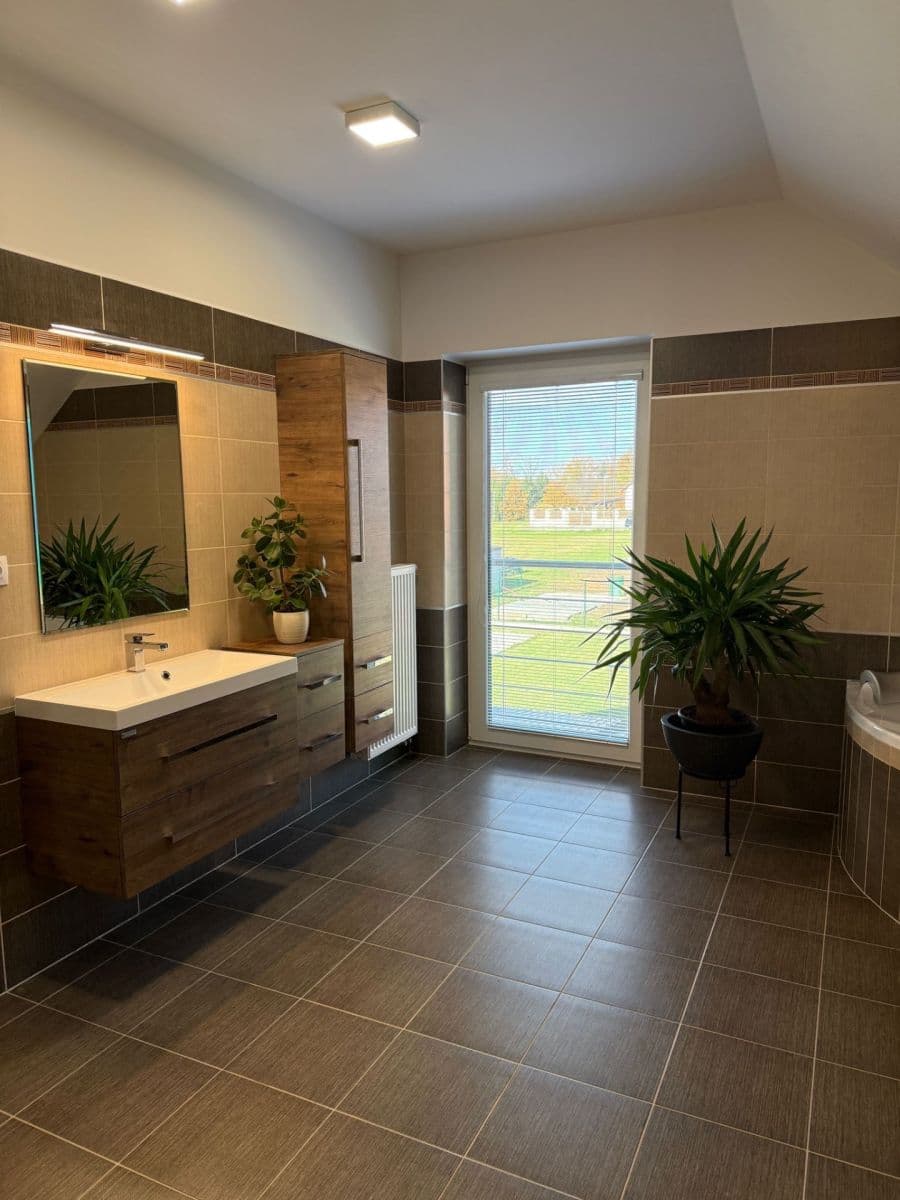 Prodej domu 142 m², pozemek 731 m², Vaňkovská, Stráž nad Nežárkou, Jihočeský kraj Prodej domu 142 m², pozemek 731 m², Vaňkovská, Stráž nad Nežárkou, Jihočeský kraj