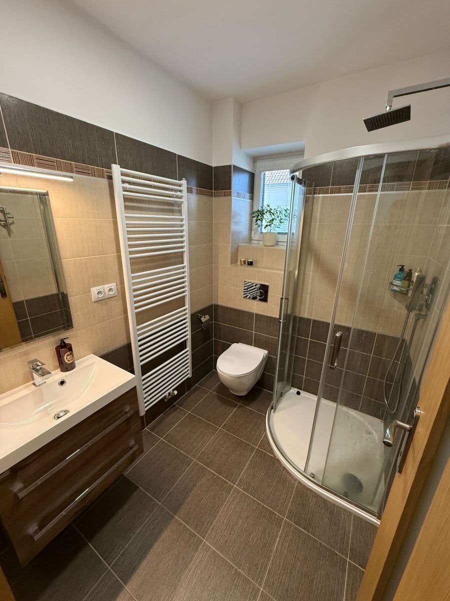 Prodej domu 142 m², pozemek 731 m², Vaňkovská, Stráž nad Nežárkou, Jihočeský kraj Prodej domu 142 m², pozemek 731 m², Vaňkovská, Stráž nad Nežárkou, Jihočeský kraj