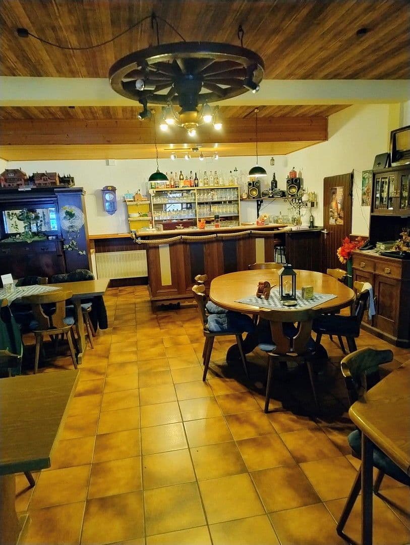 Prodej domu 520 m², pozemek 3.000 m², Sattelmühle 2, Esthal, Porýní-Falc Prodej domu 520 m², pozemek 3.000 m², Sattelmühle 2, Esthal, Porýní-Falc