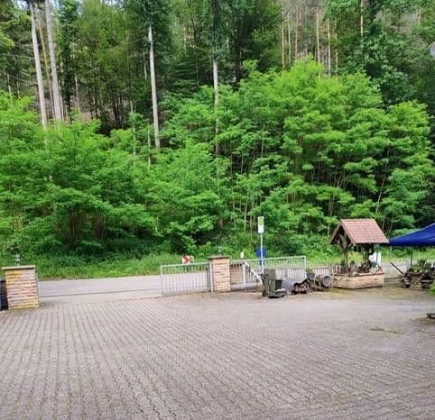 Prodej domu 520 m², pozemek 3.000 m², Sattelmühle 2, Esthal, Porýní-Falc Prodej domu 520 m², pozemek 3.000 m², Sattelmühle 2, Esthal, Porýní-Falc