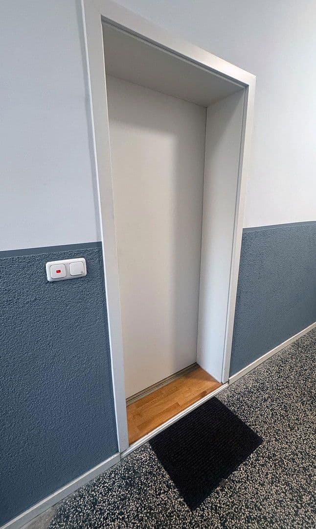 Pronájem bytu 1+1 47 m², Riekestrasse 23, Braunschweig, Dolní Sasko Pronájem bytu 1+1 47 m², Riekestrasse 23, Braunschweig, Dolní Sasko