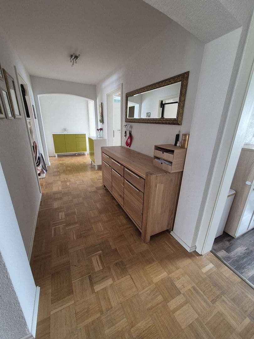 Pronájem bytu 4+1 105 m², Philippsburg, Bádensko-Württembersko Pronájem bytu 4+1 105 m², Philippsburg, Bádensko-Württembersko