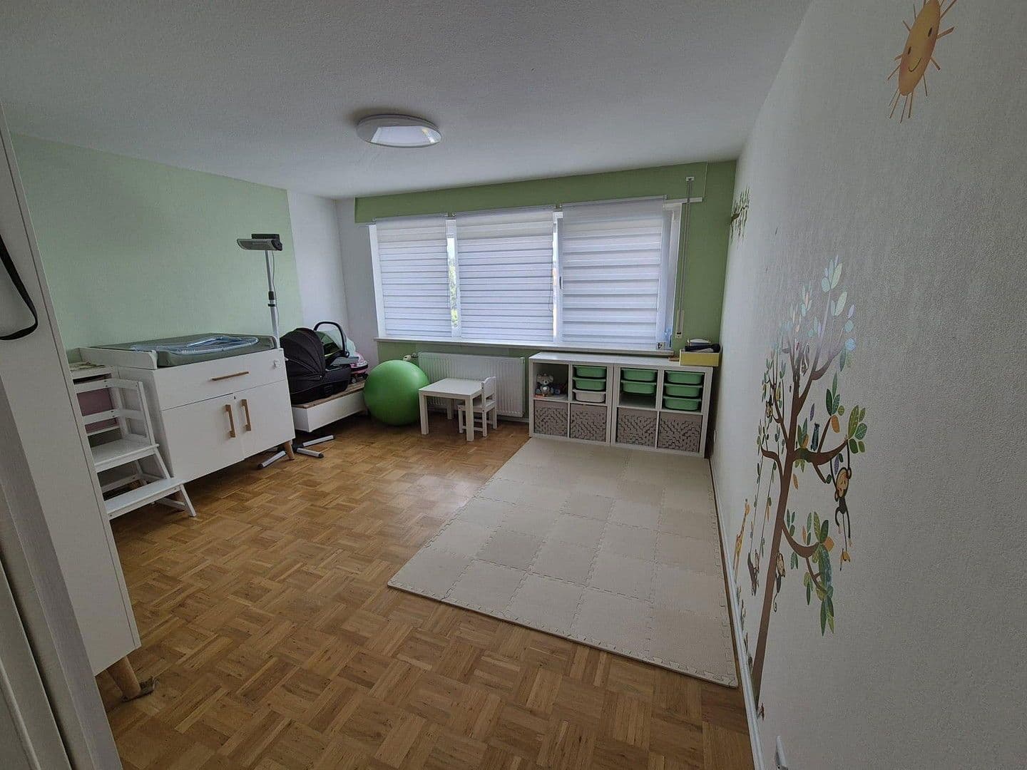 Pronájem bytu 4+1 105 m², Philippsburg, Bádensko-Württembersko Pronájem bytu 4+1 105 m², Philippsburg, Bádensko-Württembersko