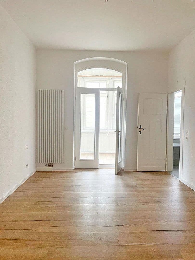 Pronájem bytu 4+1 135 m², Bahnhofstraße 25, Coburg, Bavorsko Pronájem bytu 4+1 135 m², Bahnhofstraße 25, Coburg, Bavorsko