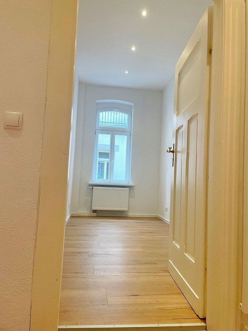 Pronájem bytu 4+1 135 m², Bahnhofstraße 25, Coburg, Bavorsko Pronájem bytu 4+1 135 m², Bahnhofstraße 25, Coburg, Bavorsko