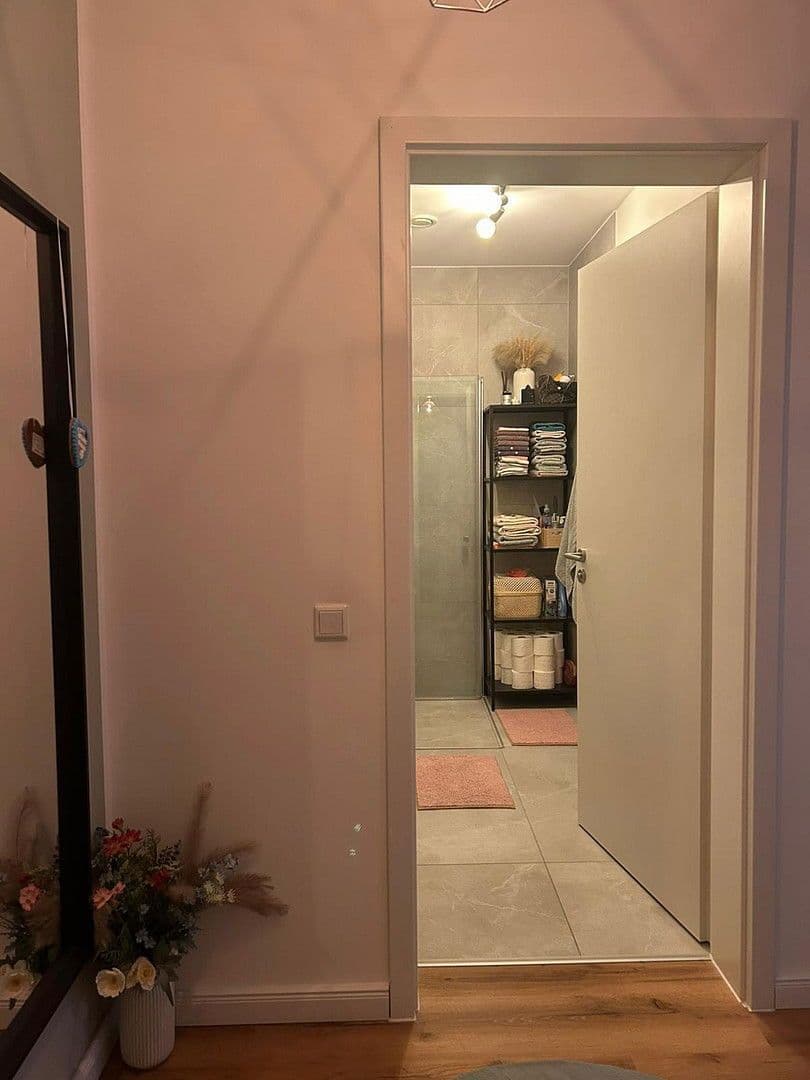 Pronájem bytu 2+1 48 m², St. Anton Str. 215, Krefeld, Severní Porýní-Vestfálsko Pronájem bytu 2+1 48 m², St. Anton Str. 215, Krefeld, Severní Porýní-Vestfálsko