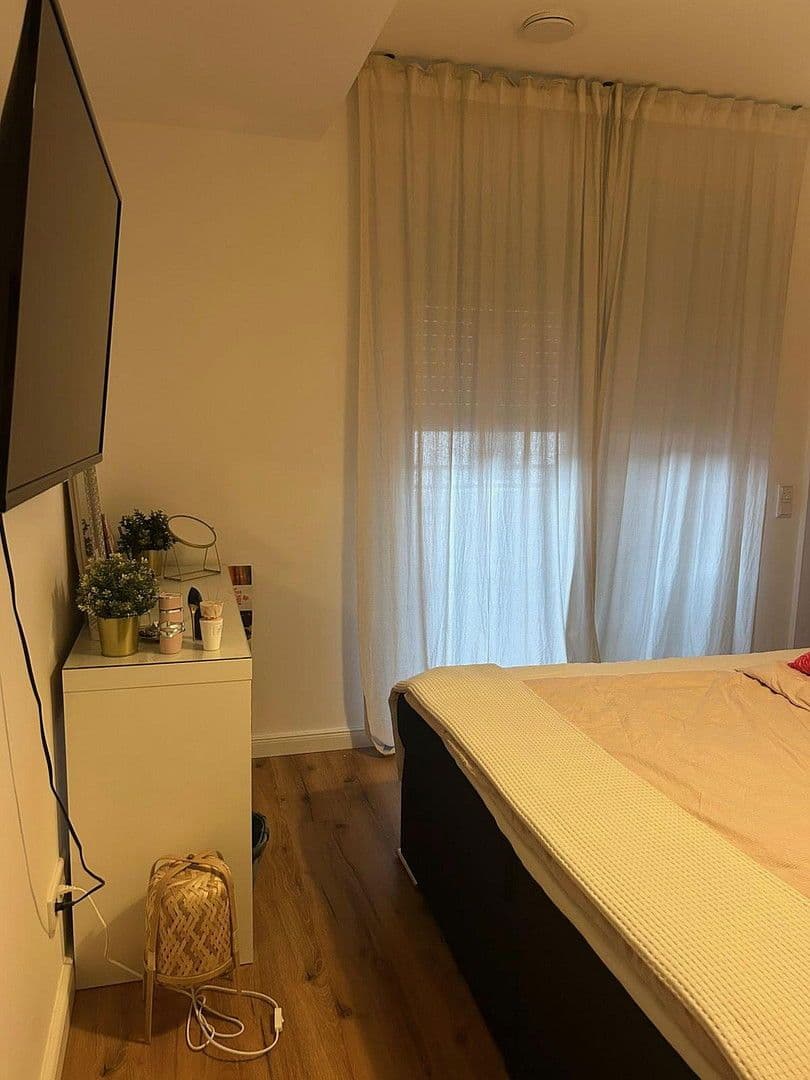 Pronájem bytu 2+1 48 m², St. Anton Str. 215, Krefeld, Severní Porýní-Vestfálsko Pronájem bytu 2+1 48 m², St. Anton Str. 215, Krefeld, Severní Porýní-Vestfálsko