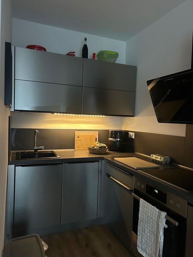 Pronájem bytu 2+1 48 m², St. Anton Str. 215, Krefeld, Severní Porýní-Vestfálsko Pronájem bytu 2+1 48 m², St. Anton Str. 215, Krefeld, Severní Porýní-Vestfálsko