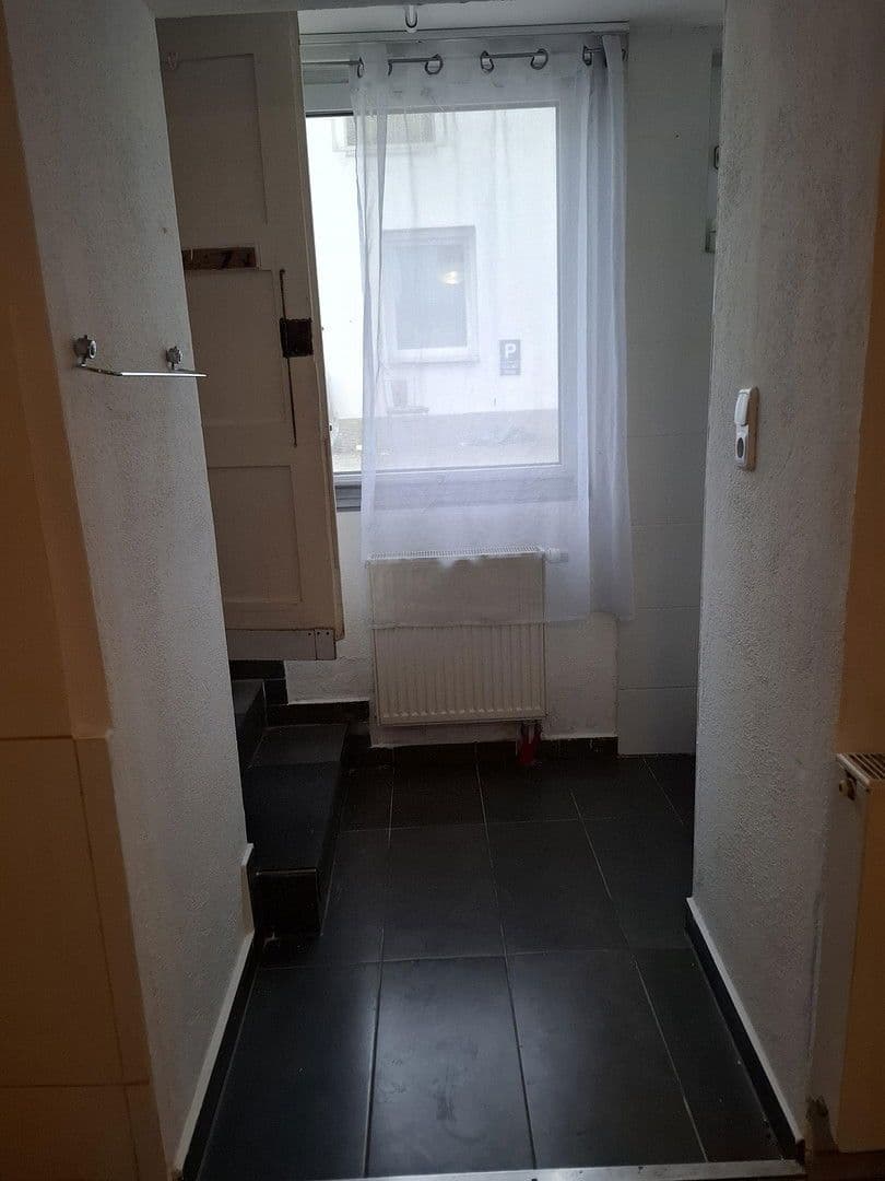 Pronájem bytu 4+1 84 m², Wertachstrasse 12, Augsburg, Bavorsko Pronájem bytu 4+1 84 m², Wertachstrasse 12, Augsburg, Bavorsko